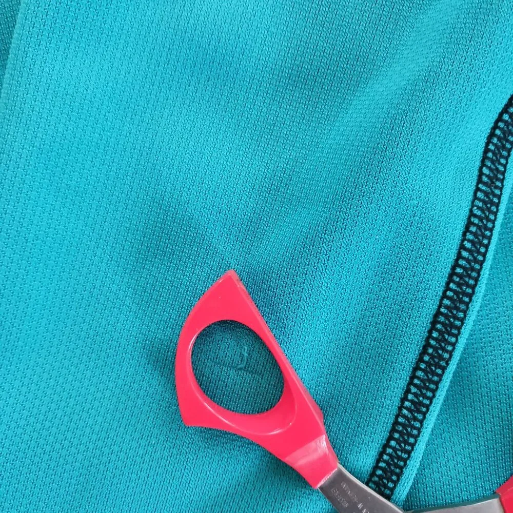 Under Armour Women's Reversable Fitted Shirt Size Medium Teal Black Athletic - Picture 9 of 9